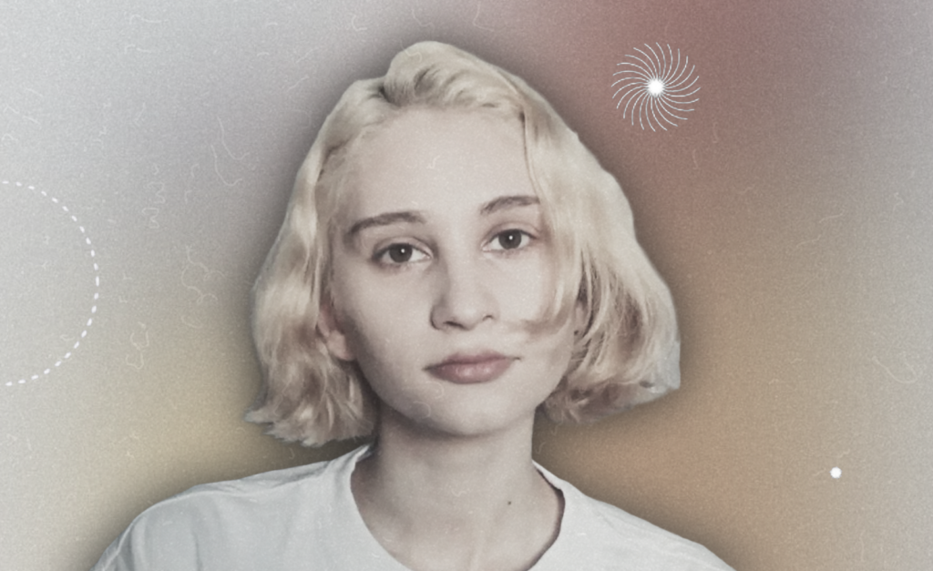 Портрет: Элина Ухманова