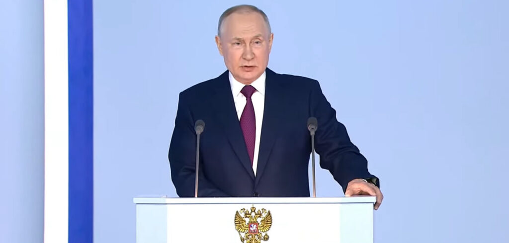 Путин рассказал депутатам и сенаторам о гендерно-нейтральном Боге и педофилии на Западе